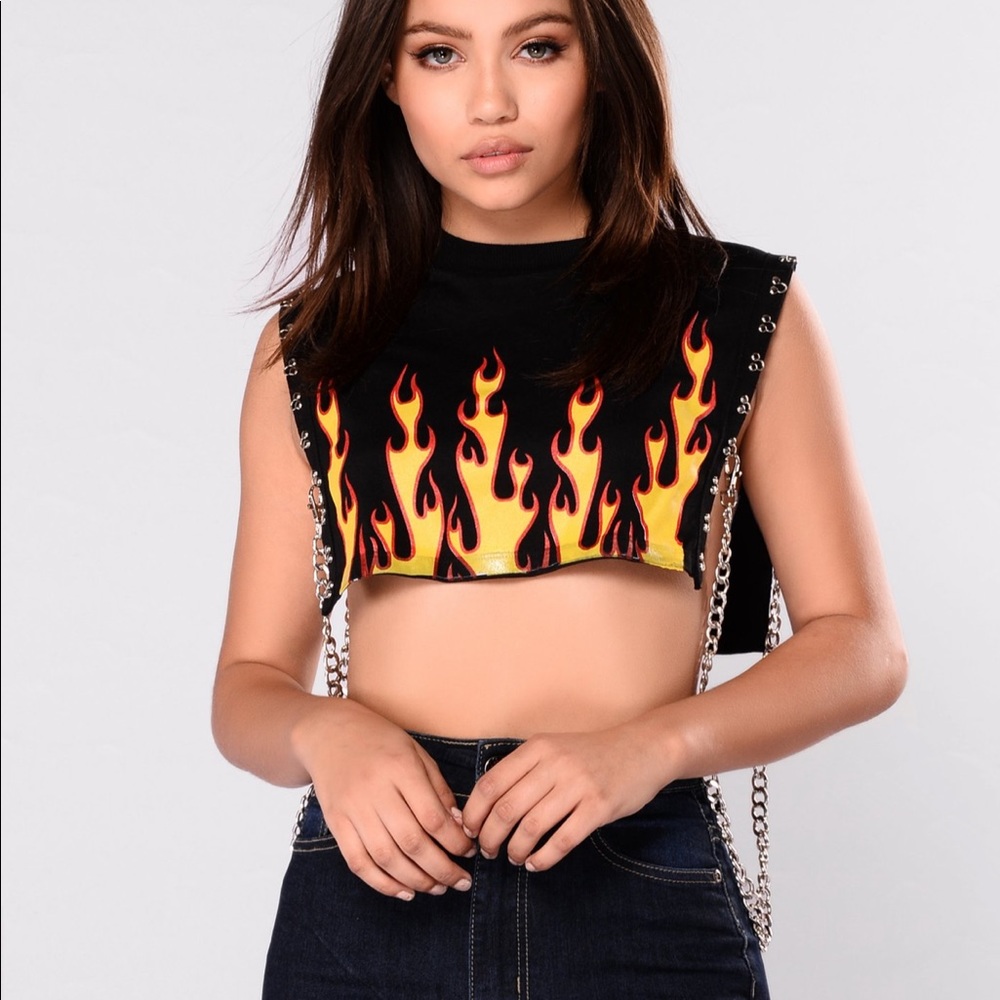 Fashion Nova Chain Crop Top